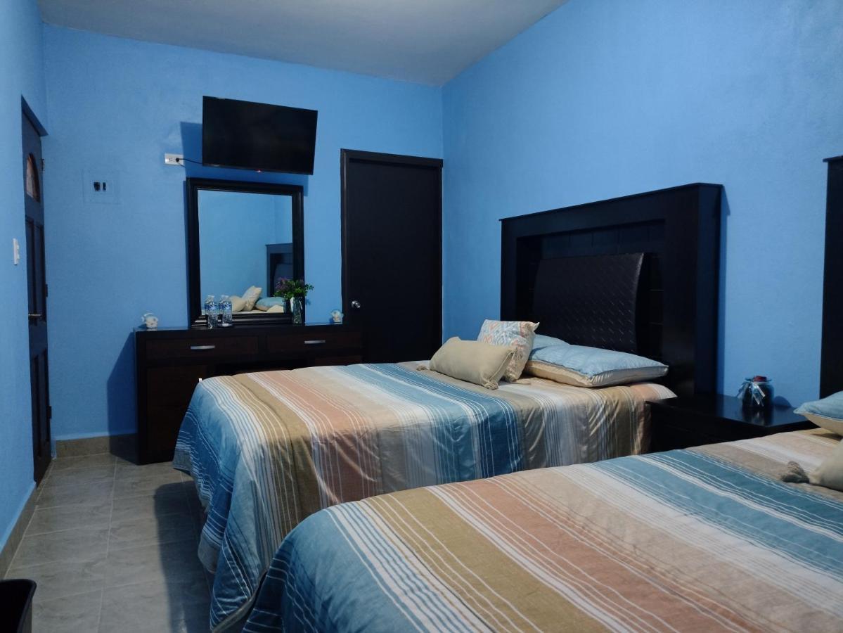 Hotel Prado'S Puerto San Carlos Экстерьер фото