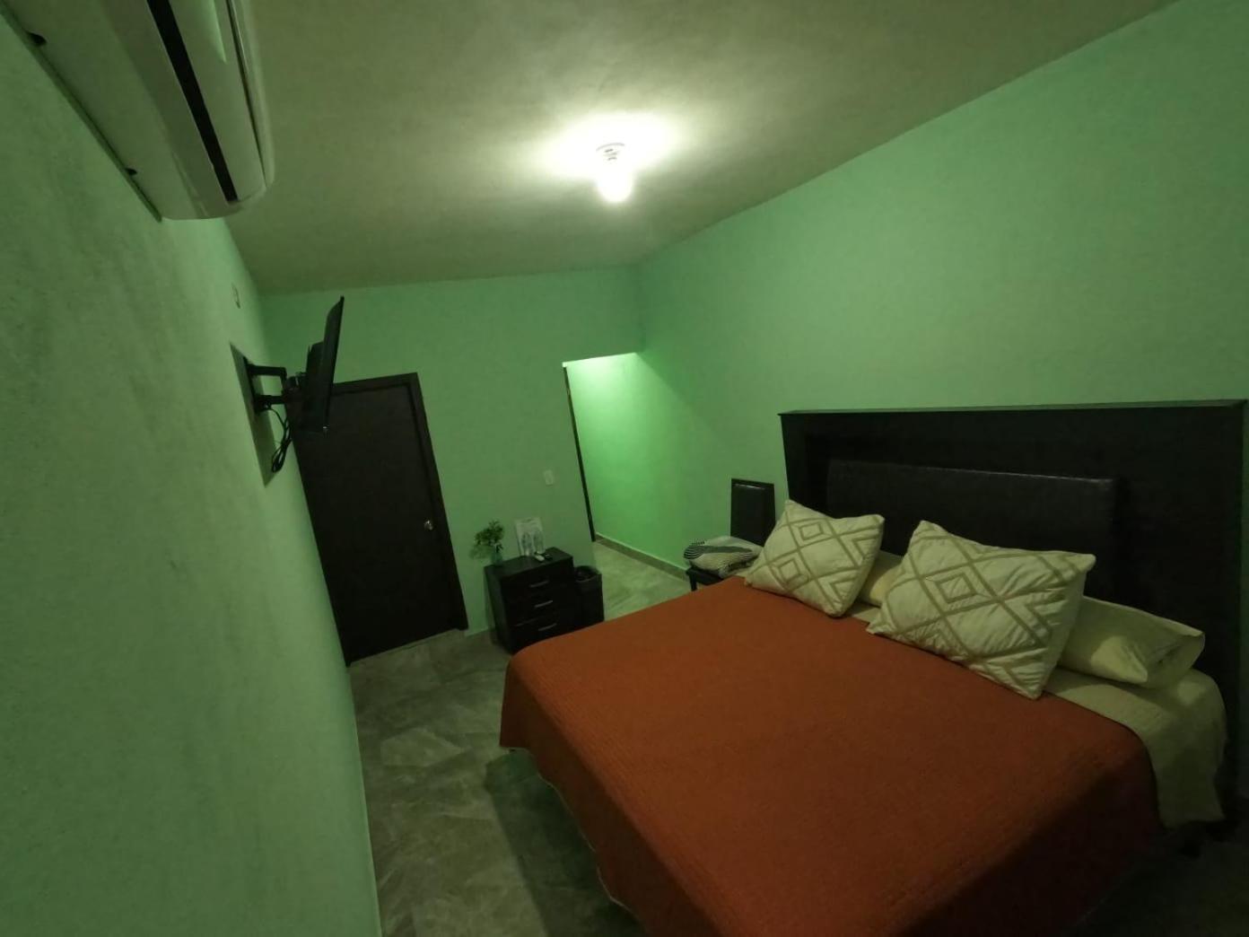 Hotel Prado'S Puerto San Carlos Экстерьер фото